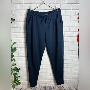 ATHLETIC Men's Navy Blue joggers Pants/size L